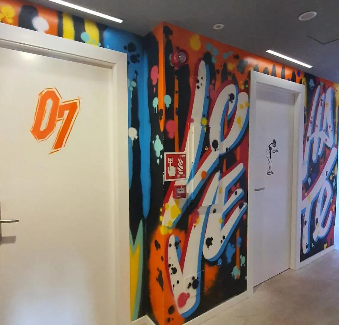 We Street Hostel - El Arenal-Albergue Juvenil El Arenal