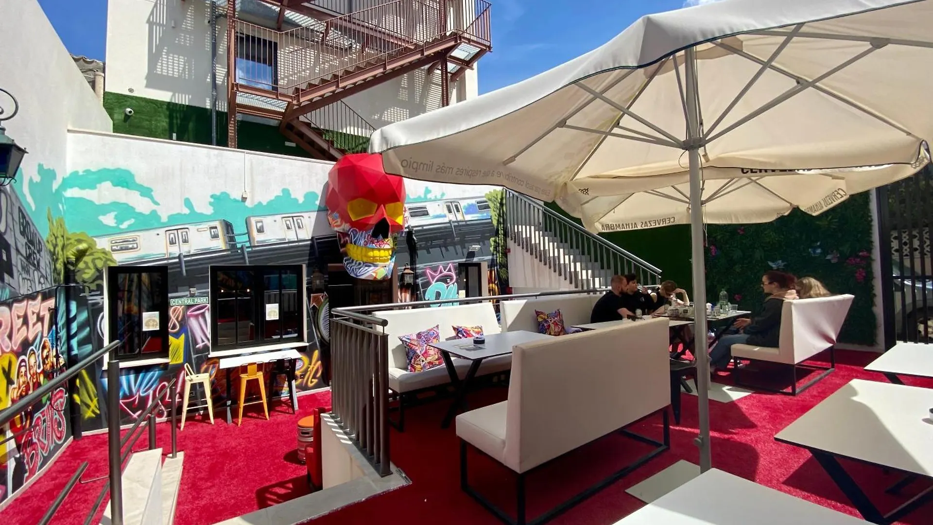 We Street Hostel - El Arenal-Albergue Turistico Spagna